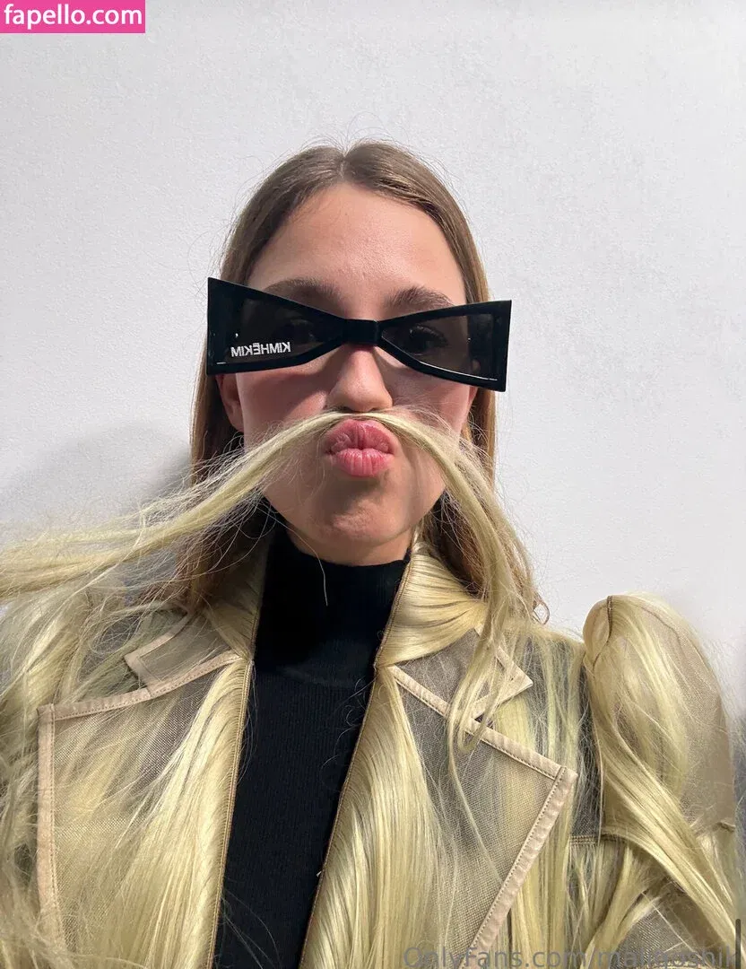 Ann Mlyg0n Onlyfans Photo Gallery 