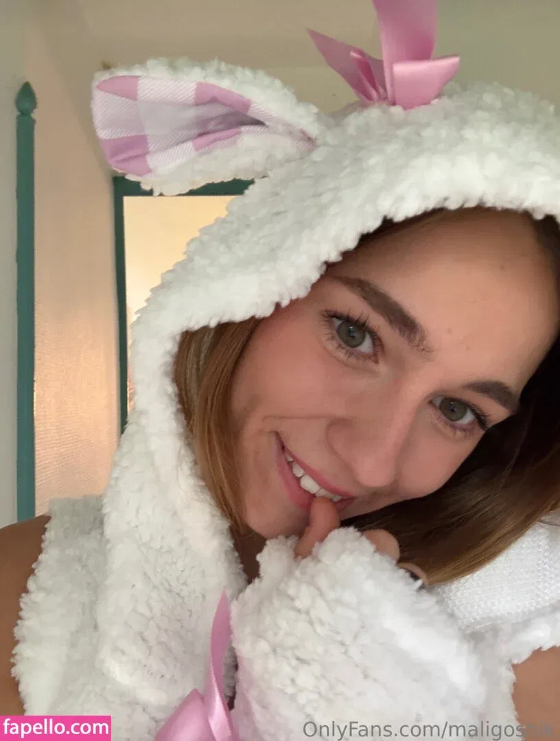 Ann Mlyg0n Onlyfans Photo Gallery 