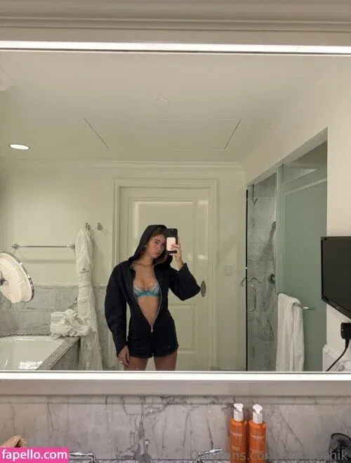 Ann Mlyg0n Onlyfans Photo Gallery 