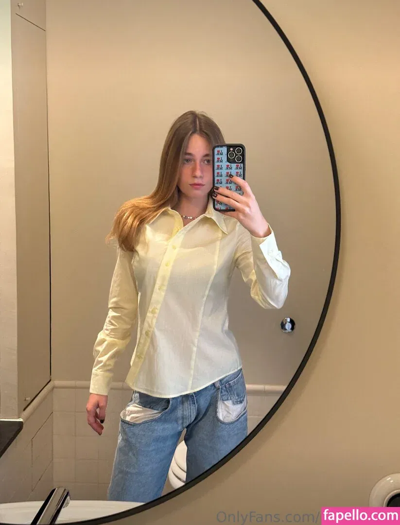 Ann Mlyg0n Onlyfans Photo Gallery 