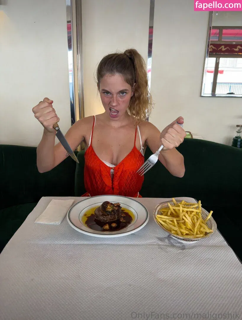 Ann Mlyg0n Onlyfans Photo Gallery 