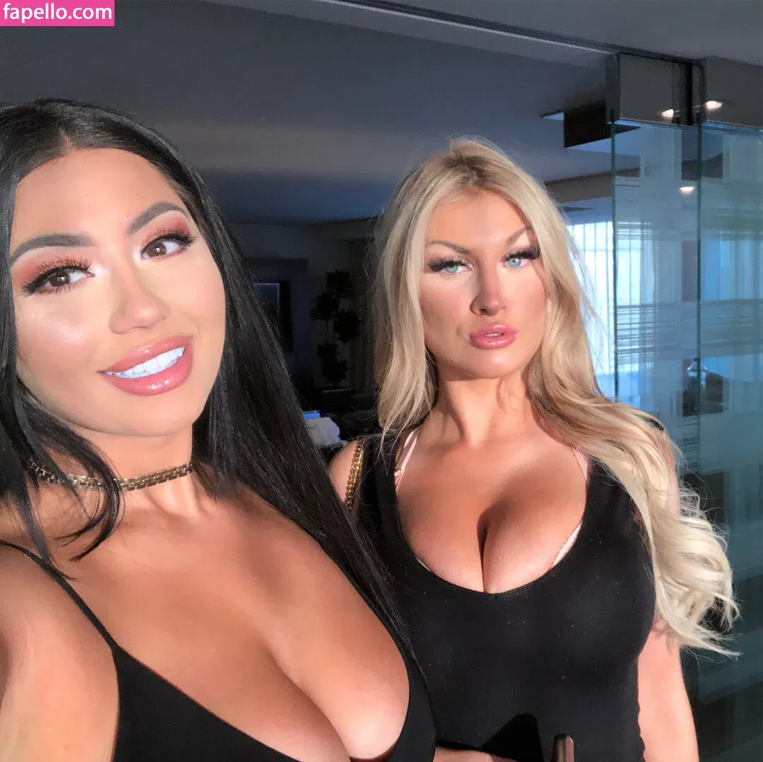 Nina Jane Onlyfans Photo Gallery 