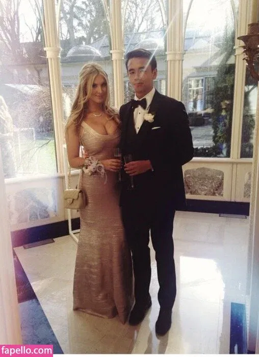 Nina Jane Onlyfans Photo Gallery 