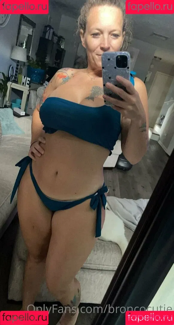 Broncocutie Onlyfans Photo Gallery 