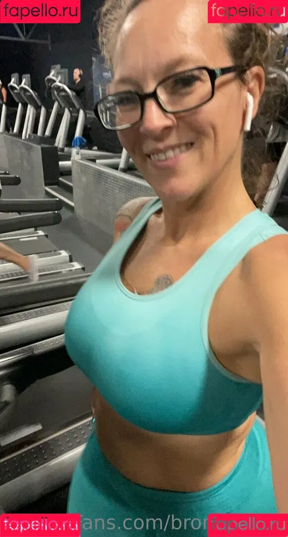 Broncocutie Onlyfans Photo Gallery 