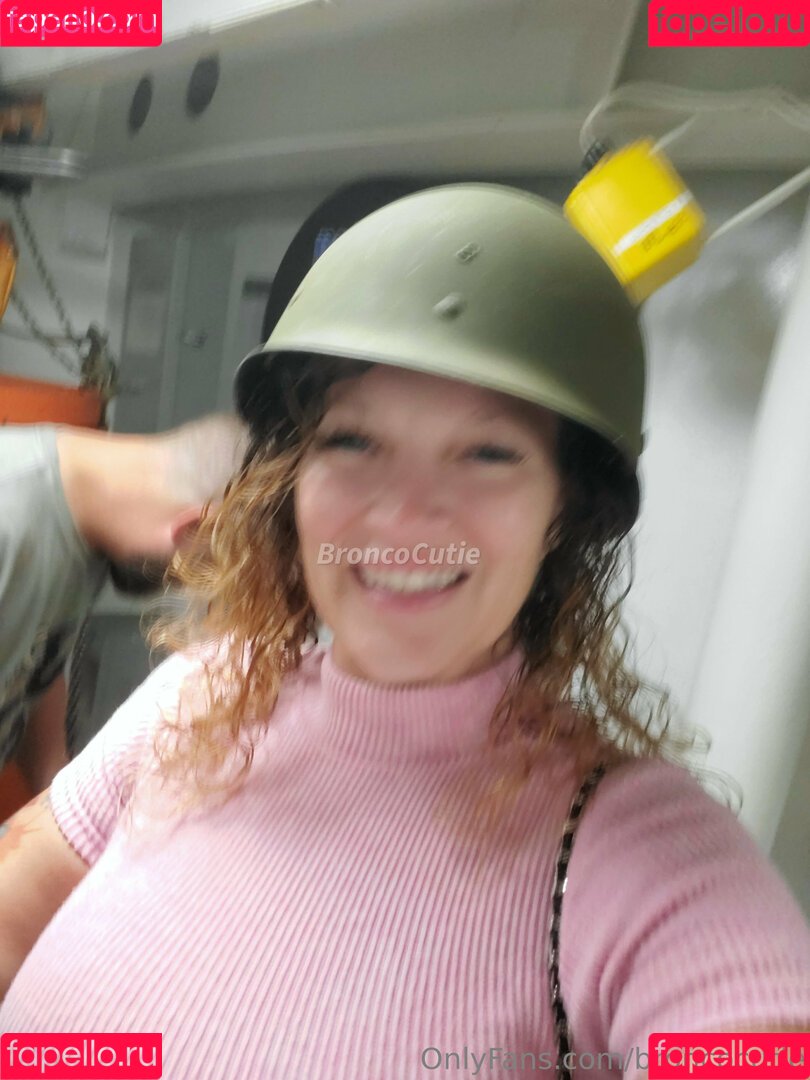 Broncocutie Onlyfans Photo Gallery 