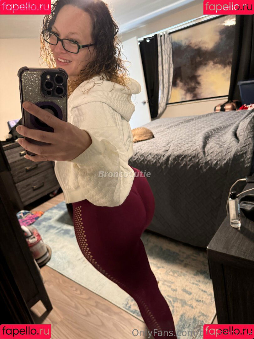 Broncocutie Onlyfans Photo Gallery 