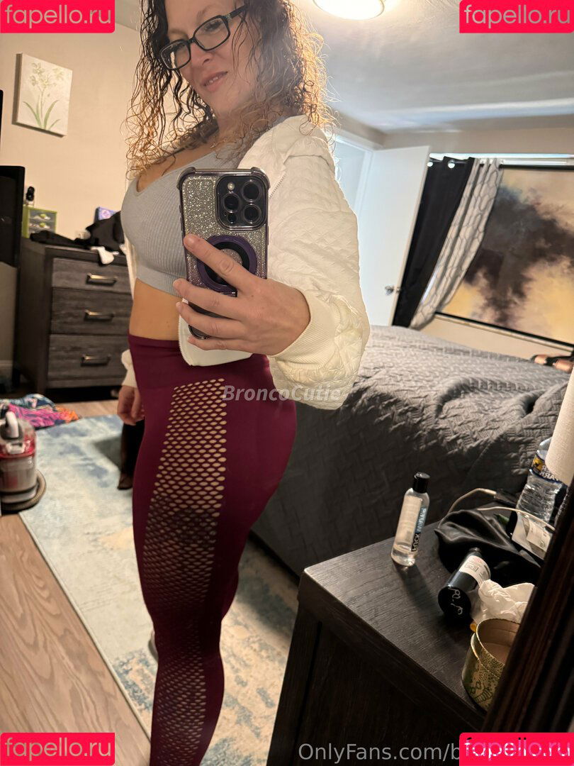 Broncocutie Onlyfans Photo Gallery 