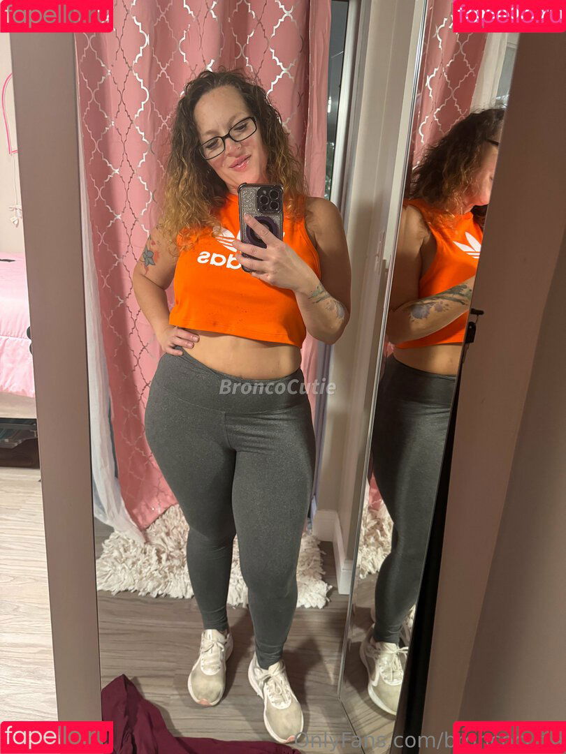 Broncocutie Onlyfans Photo Gallery 