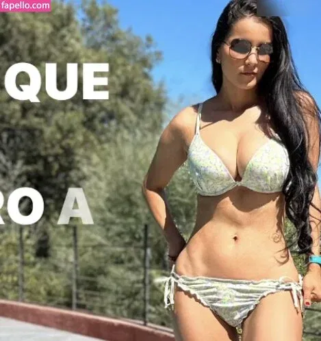 Kattia Vides Onlyfans Photo Gallery 