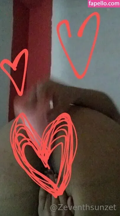 zeventhsunzet Onlyfans Photo Gallery 