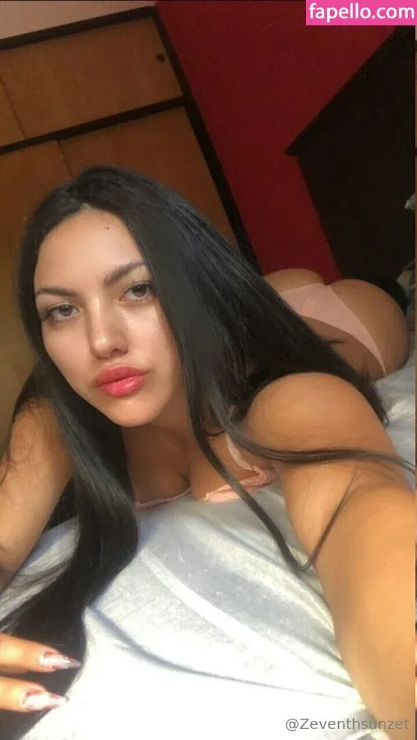 zeventhsunzet Onlyfans Photo Gallery 