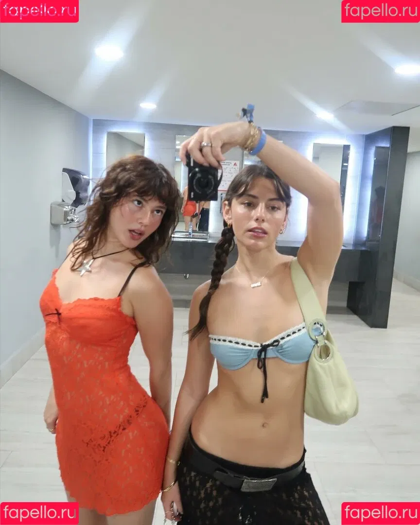 Lydia Campanelli Onlyfans Photo Gallery 