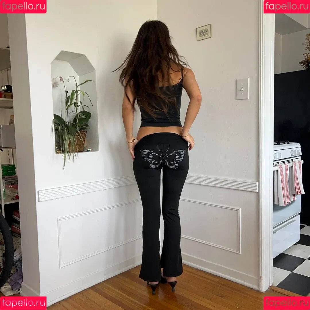 Lydia Campanelli Onlyfans Photo Gallery 