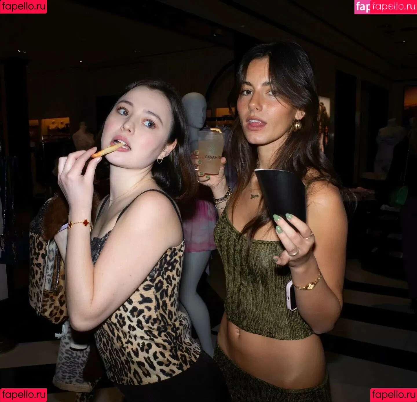Lydia Campanelli Onlyfans Photo Gallery 