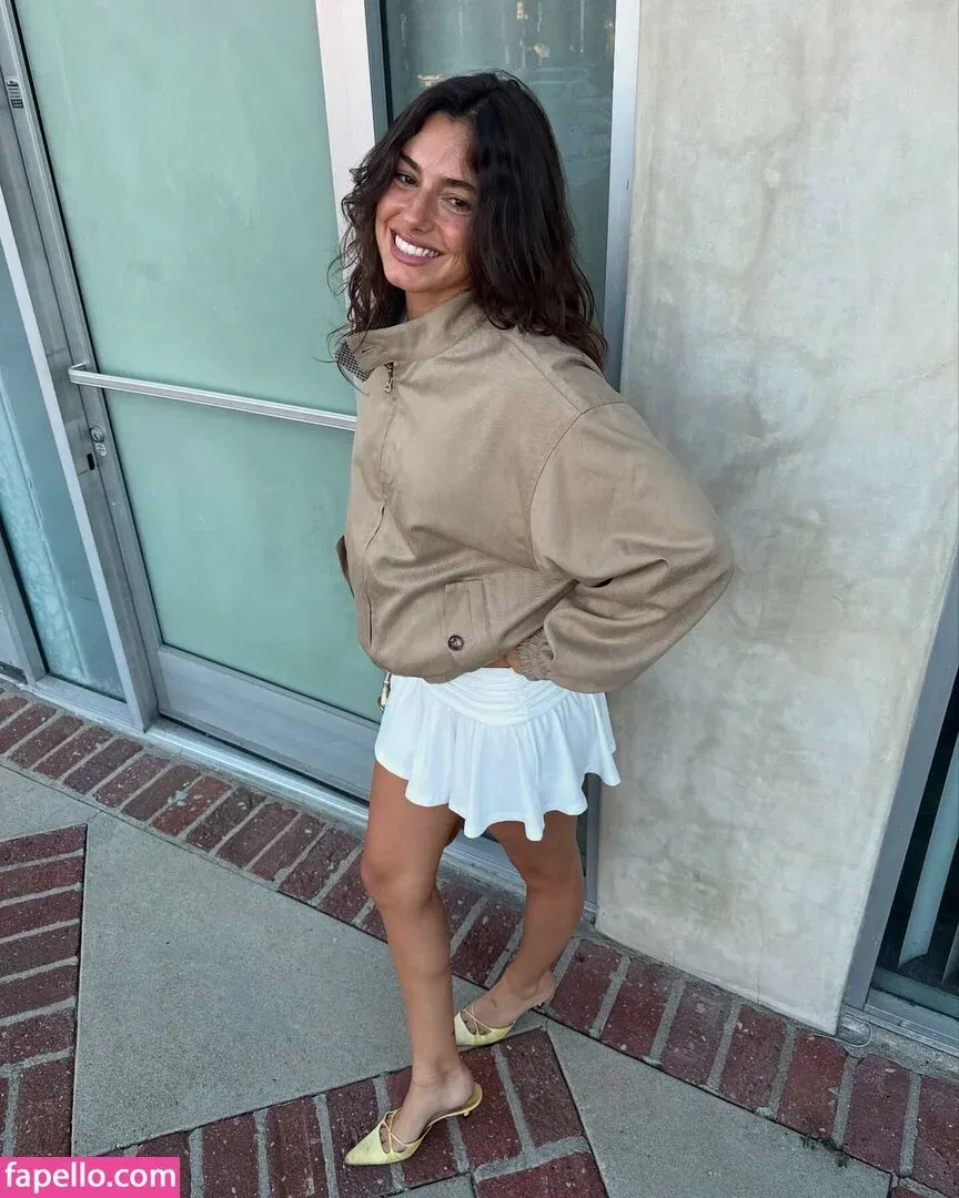 Lydia Campanelli Onlyfans Photo Gallery 