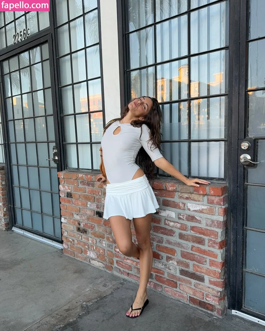 Lydia Campanelli Onlyfans Photo Gallery 