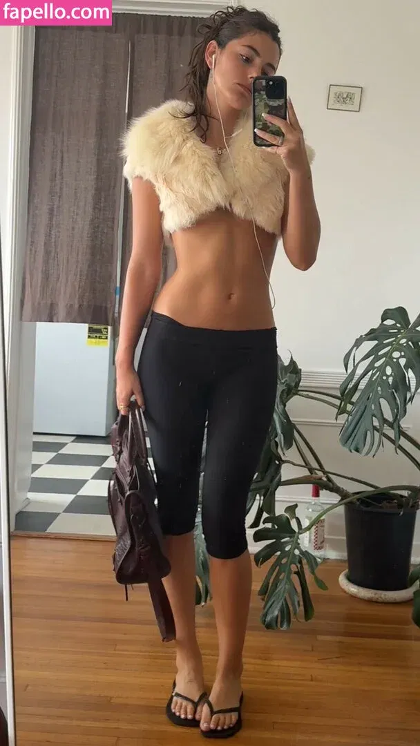 Lydia Campanelli Onlyfans Photo Gallery 