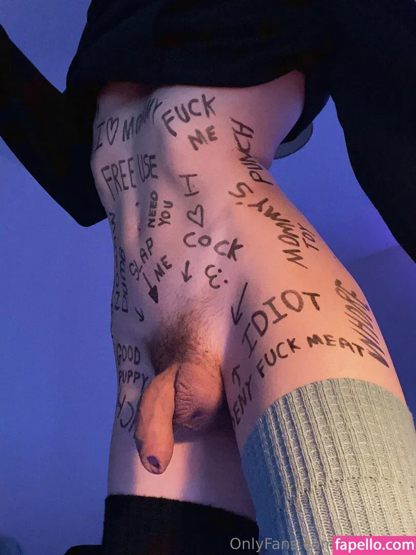 twinkidiot Onlyfans Photo Gallery 