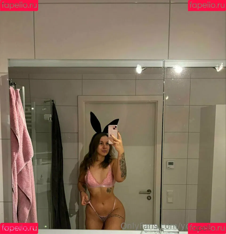 Yourzoey Onlyfans Photo Gallery 
