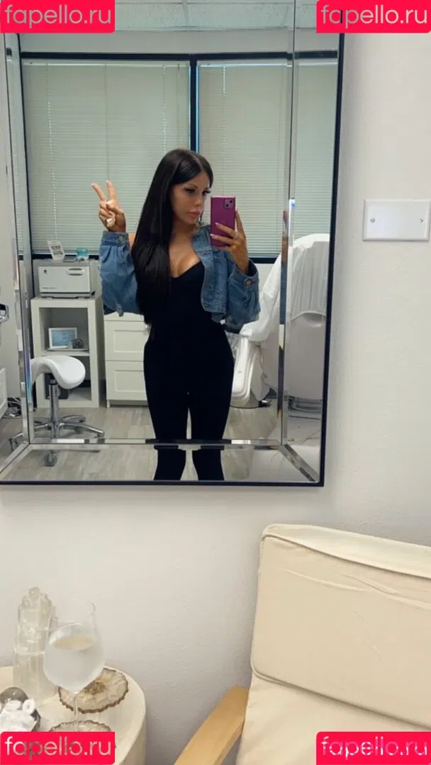 Blaire White Onlyfans Photo Gallery 