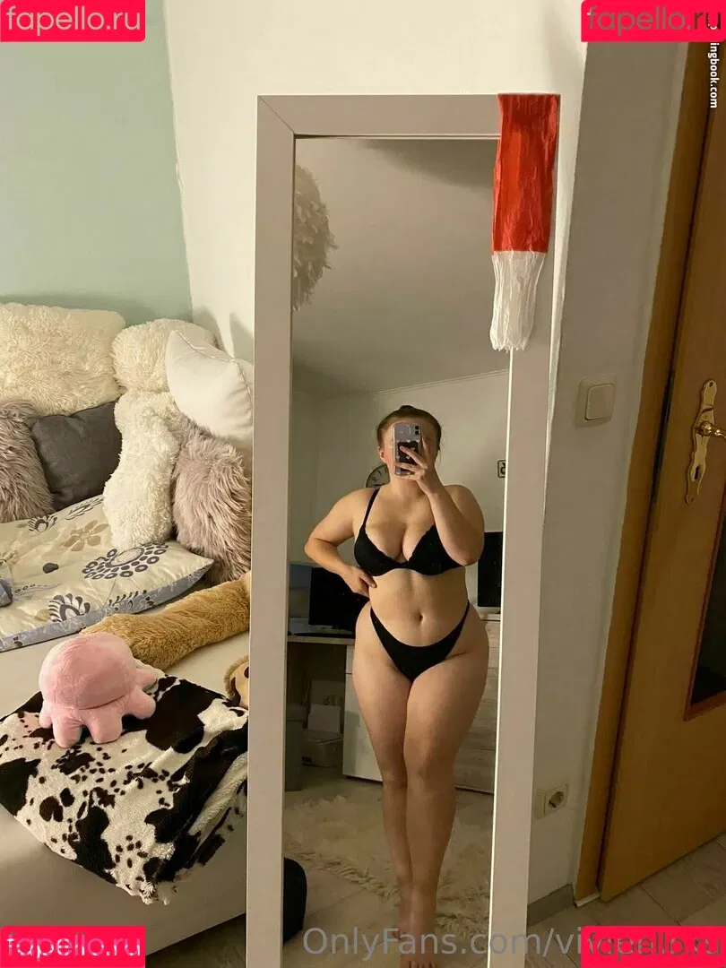 Vivien.rks Onlyfans Photo Gallery 