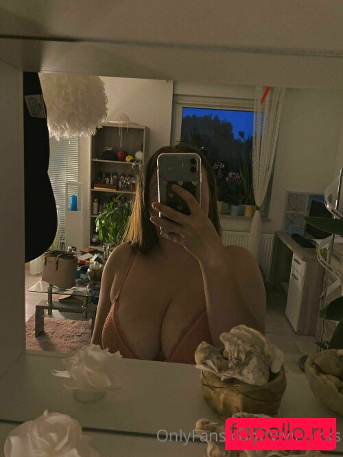 Vivien.rks Nude Onlyfans Photo 9