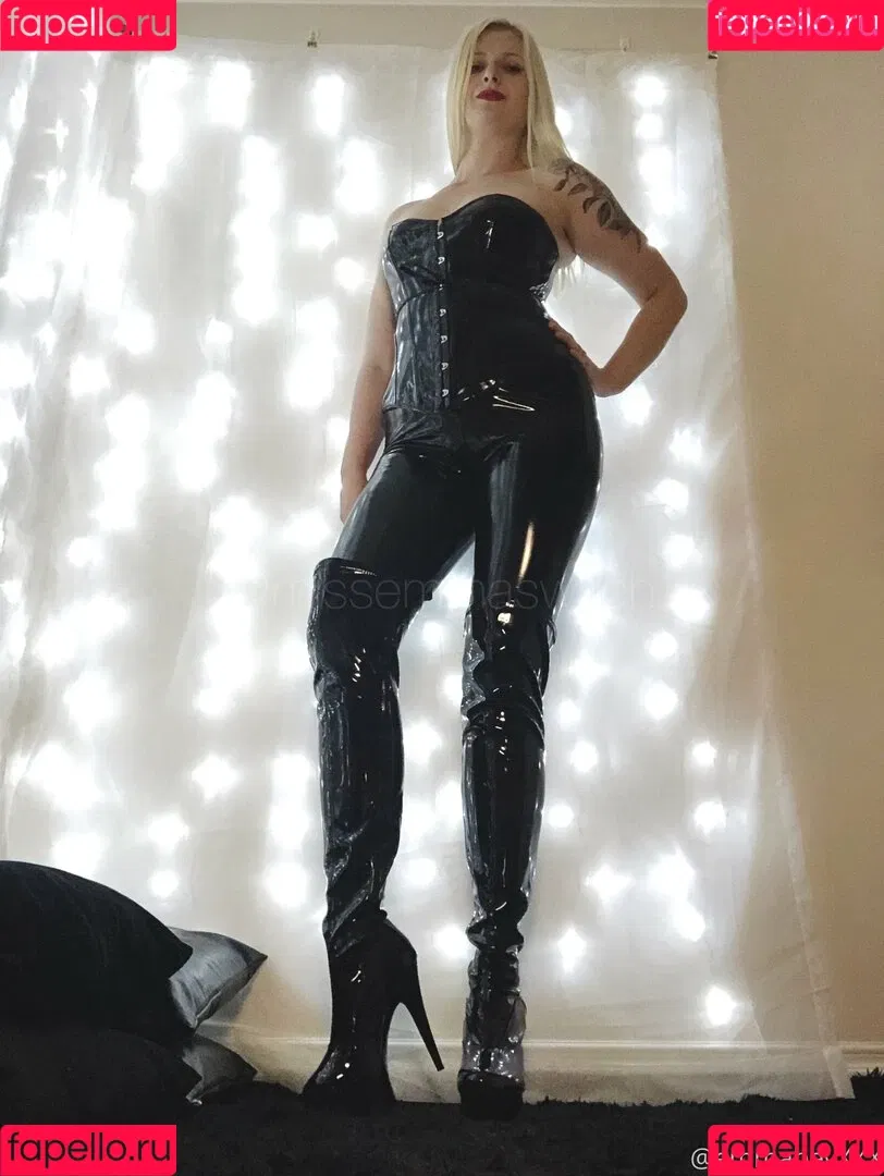emmafromsweden Onlyfans Photo Gallery 