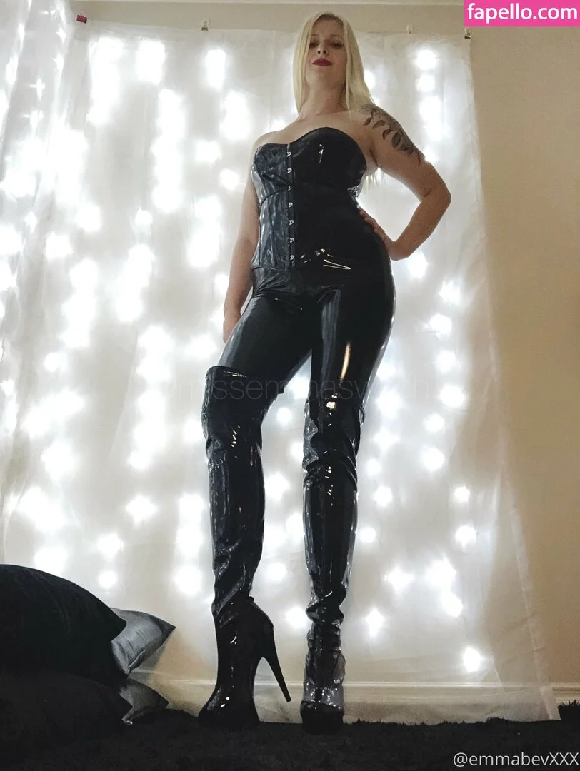 emmafromsweden Onlyfans Photo Gallery 