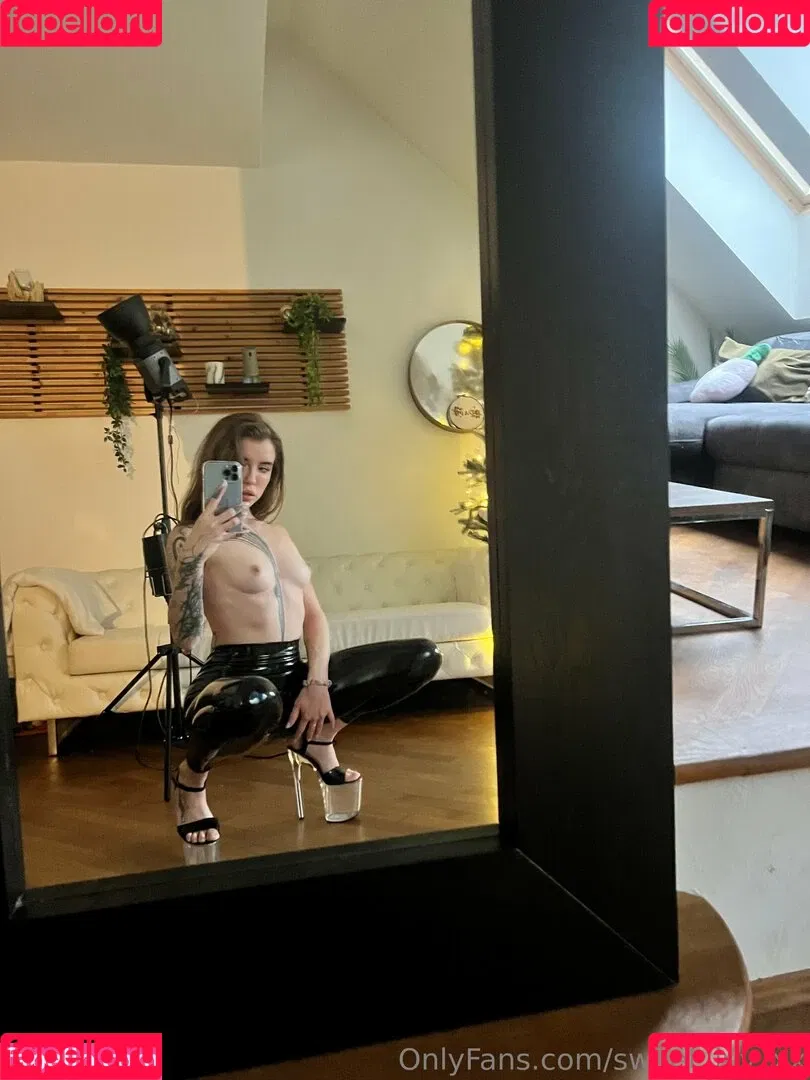 Eden Ivy Onlyfans Photo Gallery 