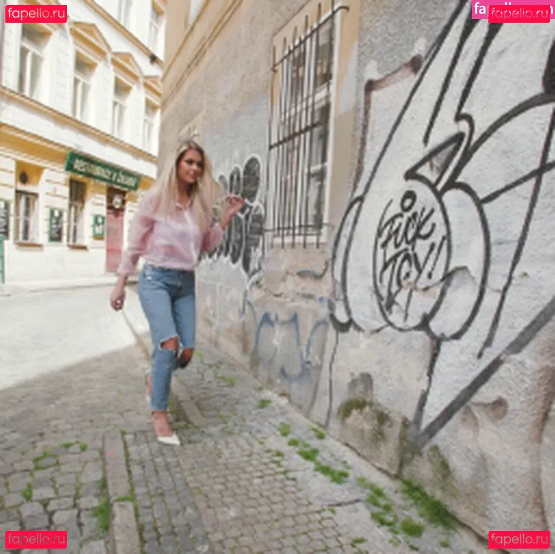 Eden Ivy Onlyfans Photo Gallery 