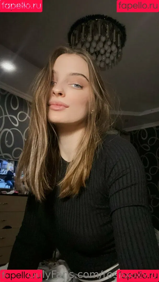 rosyxoxvip Onlyfans Photo Gallery 