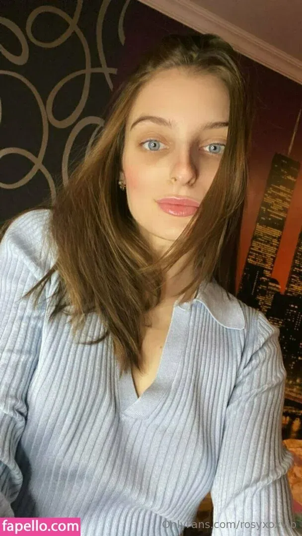 rosyxoxvip Onlyfans Photo Gallery 