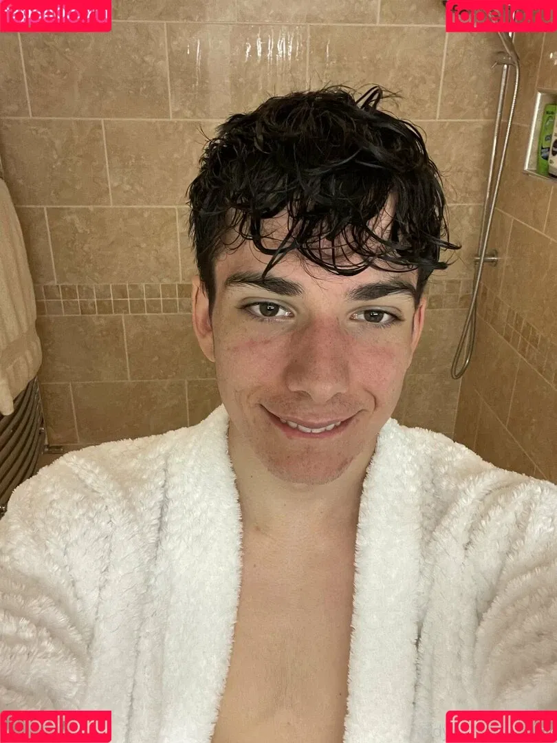 dylan_the_twink Onlyfans Photo Gallery 