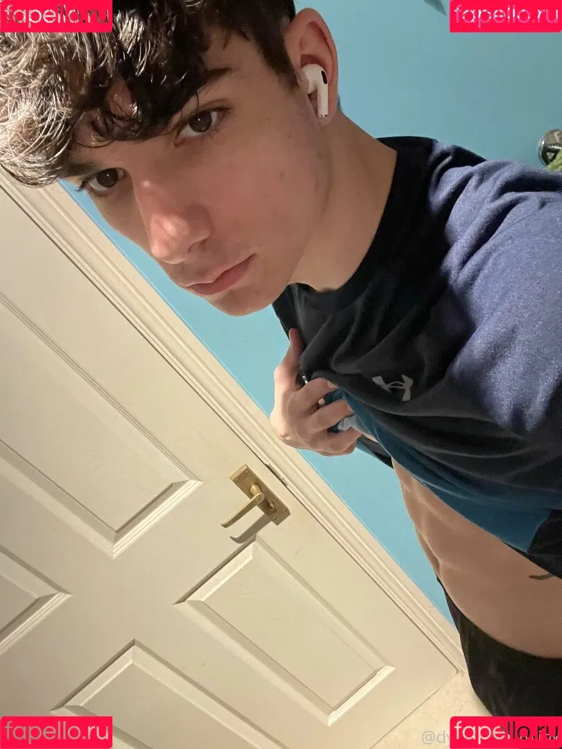 dylan_the_twink Onlyfans Photo Gallery 