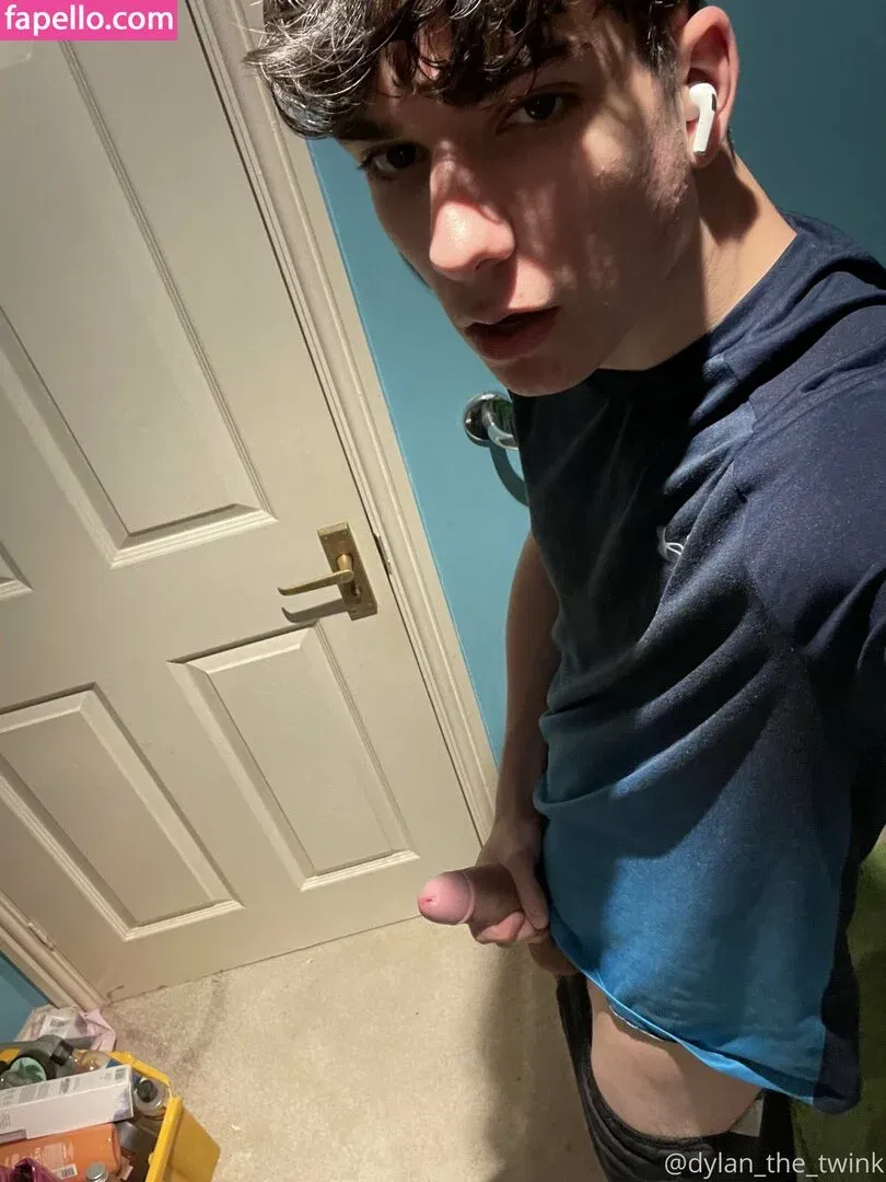 dylan_the_twink Onlyfans Photo Gallery 