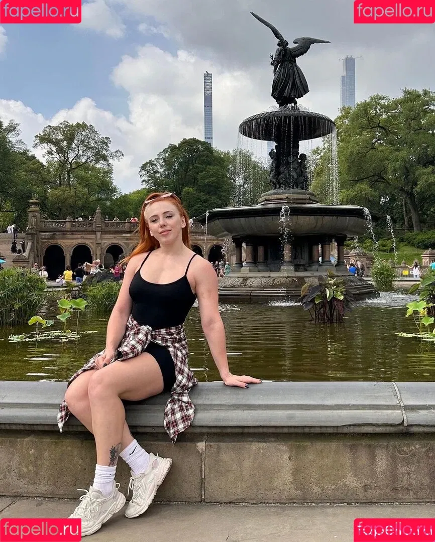 Isla Dawn Onlyfans Photo Gallery 