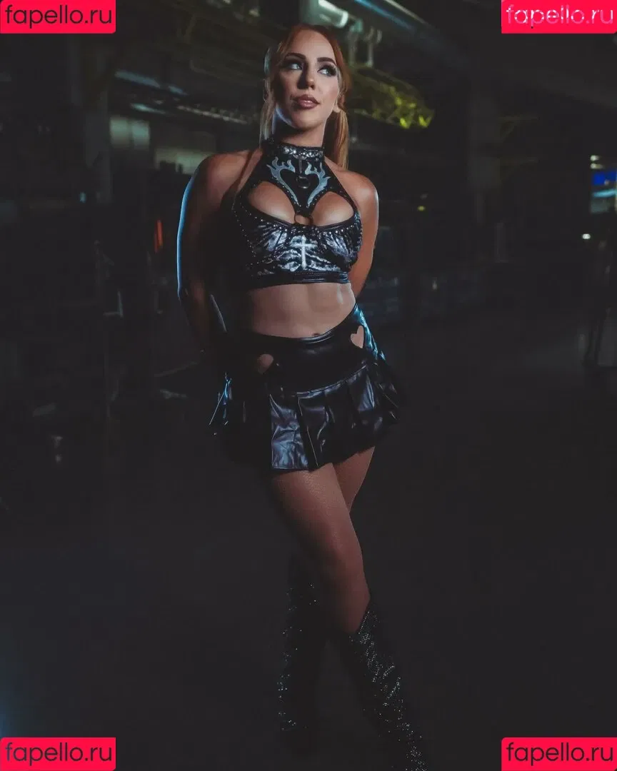 Isla Dawn Onlyfans Photo Gallery 