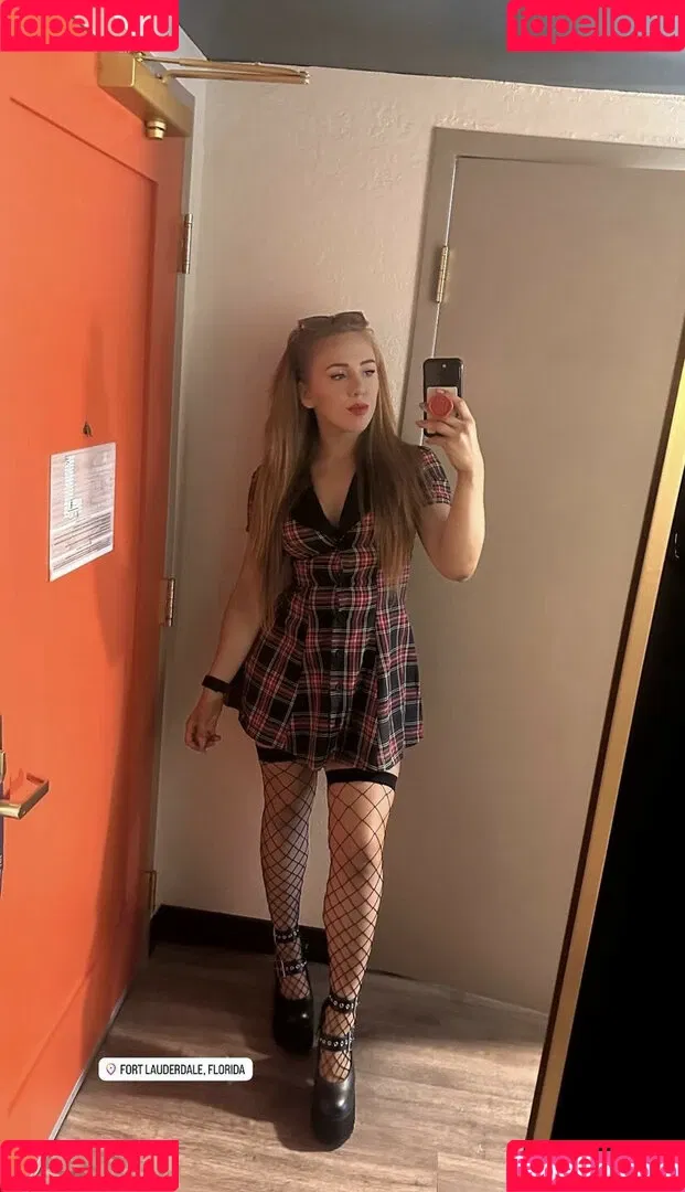 Isla Dawn Onlyfans Photo Gallery 