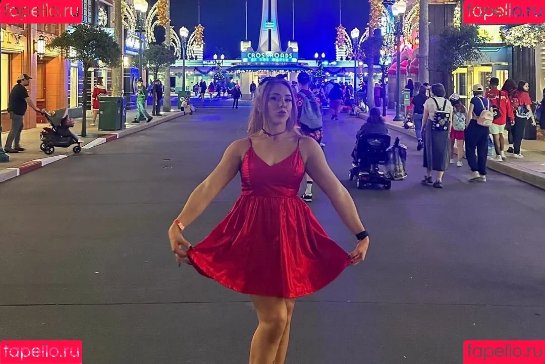 Isla Dawn Onlyfans Photo Gallery 
