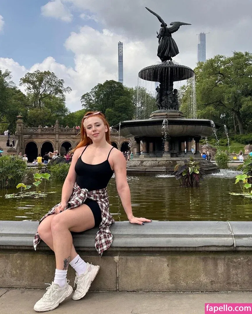 Isla Dawn Onlyfans Photo Gallery 