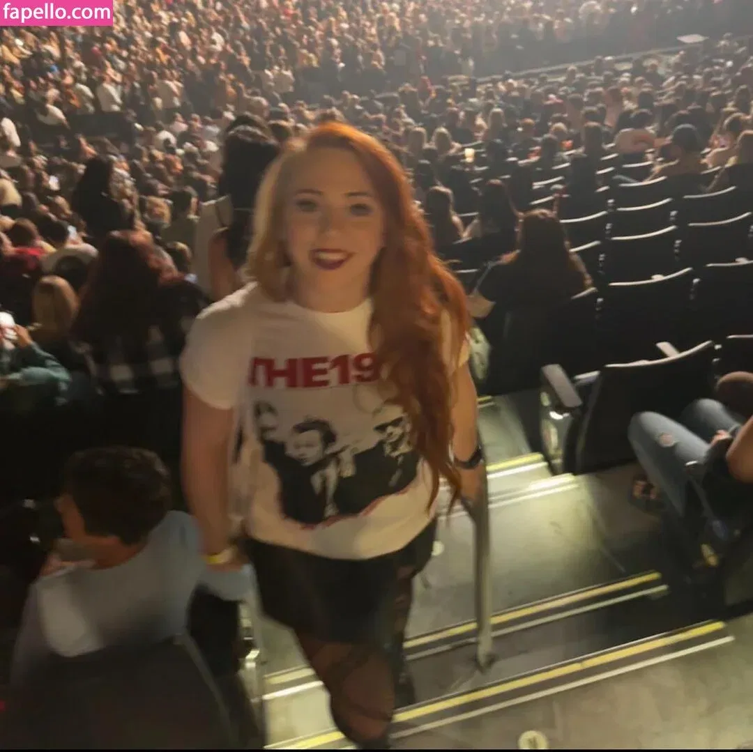 Isla Dawn Onlyfans Photo Gallery 