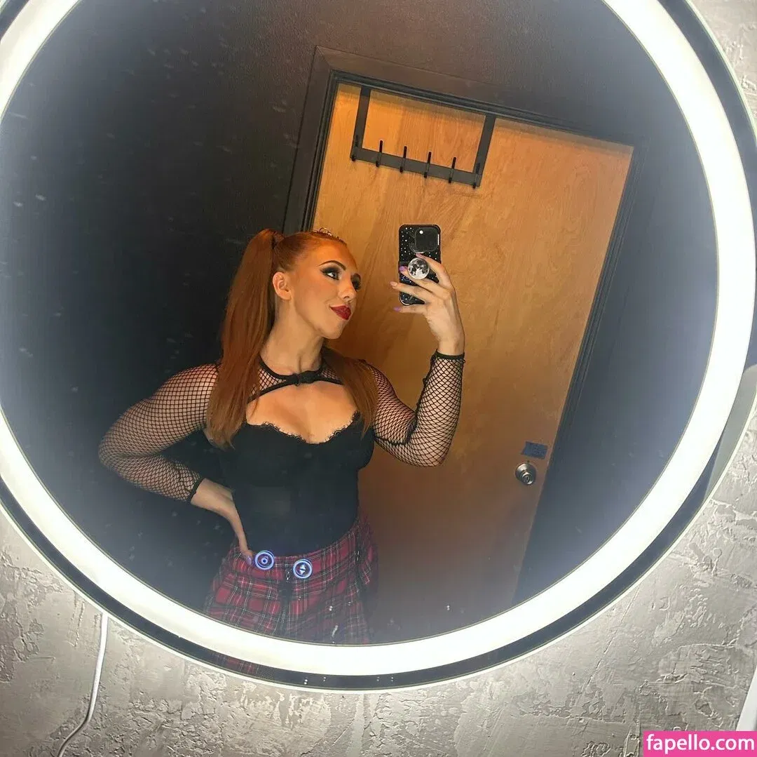 Isla Dawn Onlyfans Photo Gallery 