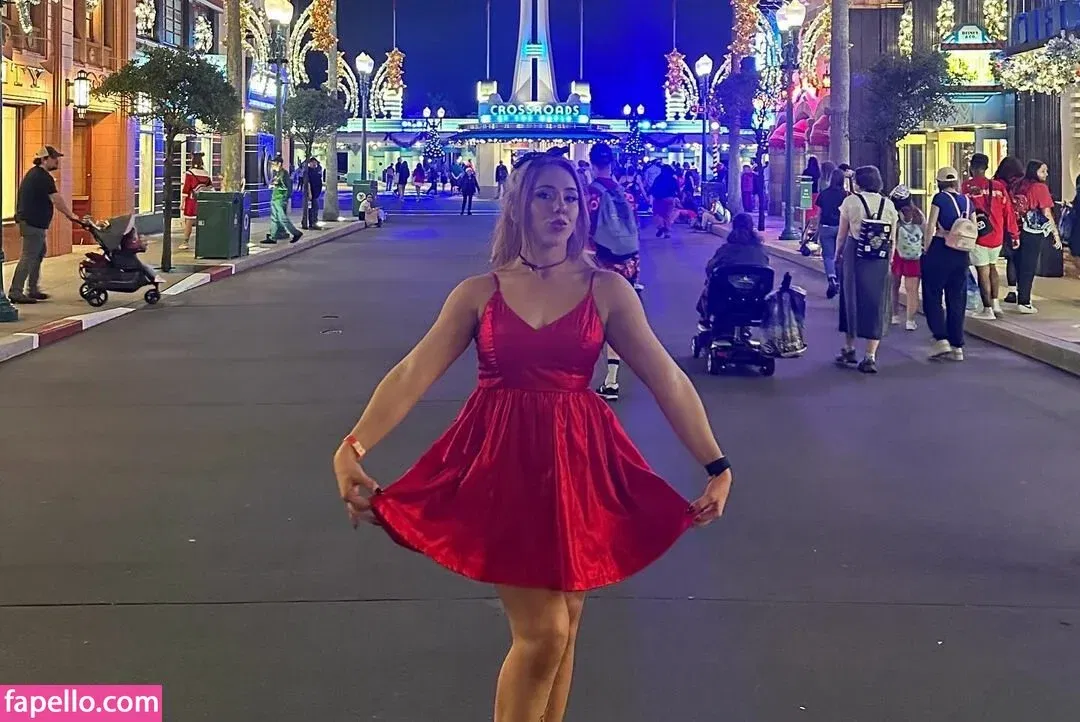 Isla Dawn Onlyfans Photo Gallery 