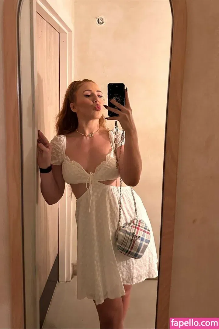 Isla Dawn Onlyfans Photo Gallery 