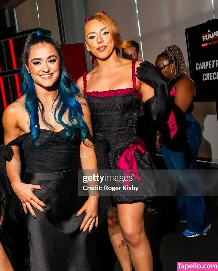 Isla Dawn Onlyfans Photo Gallery 