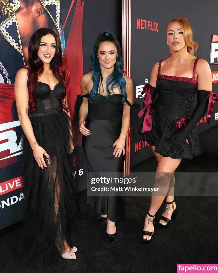 Isla Dawn Onlyfans Photo Gallery 