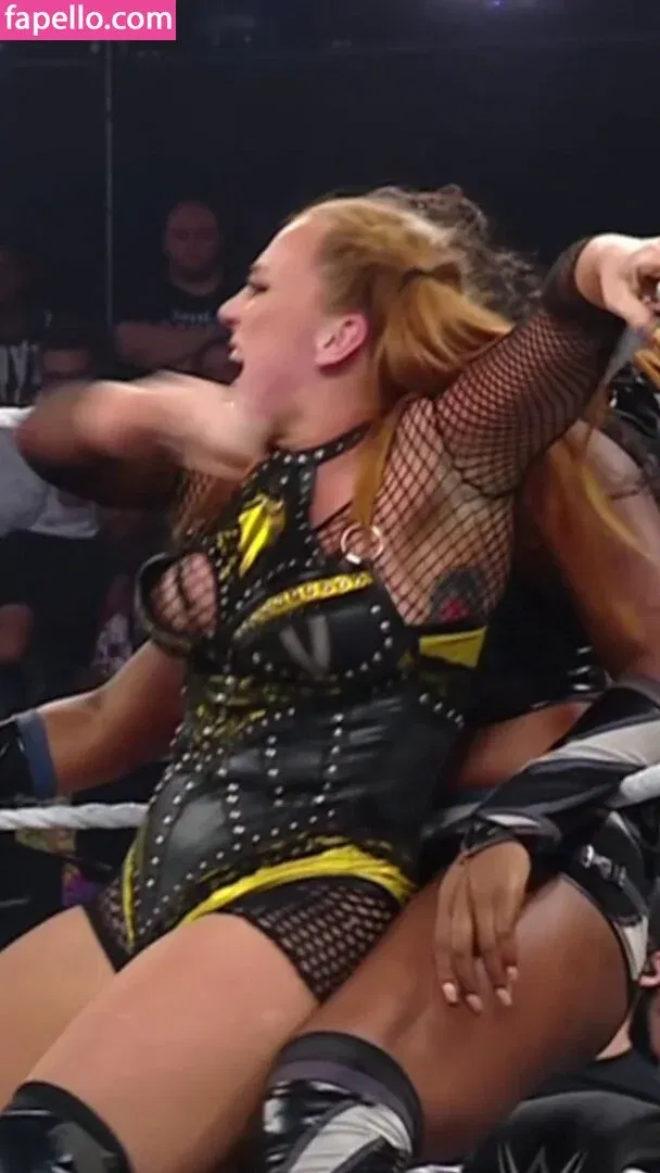 Isla Dawn Onlyfans Photo Gallery 