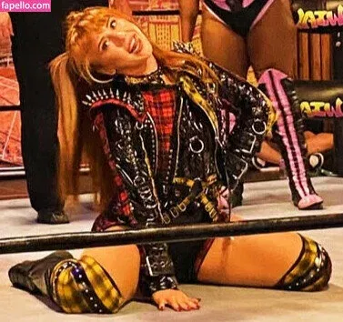 Isla Dawn Onlyfans Photo Gallery 