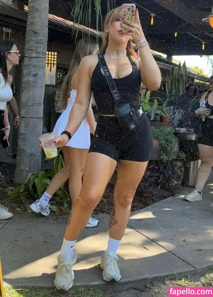 Isla Dawn Onlyfans Photo Gallery 